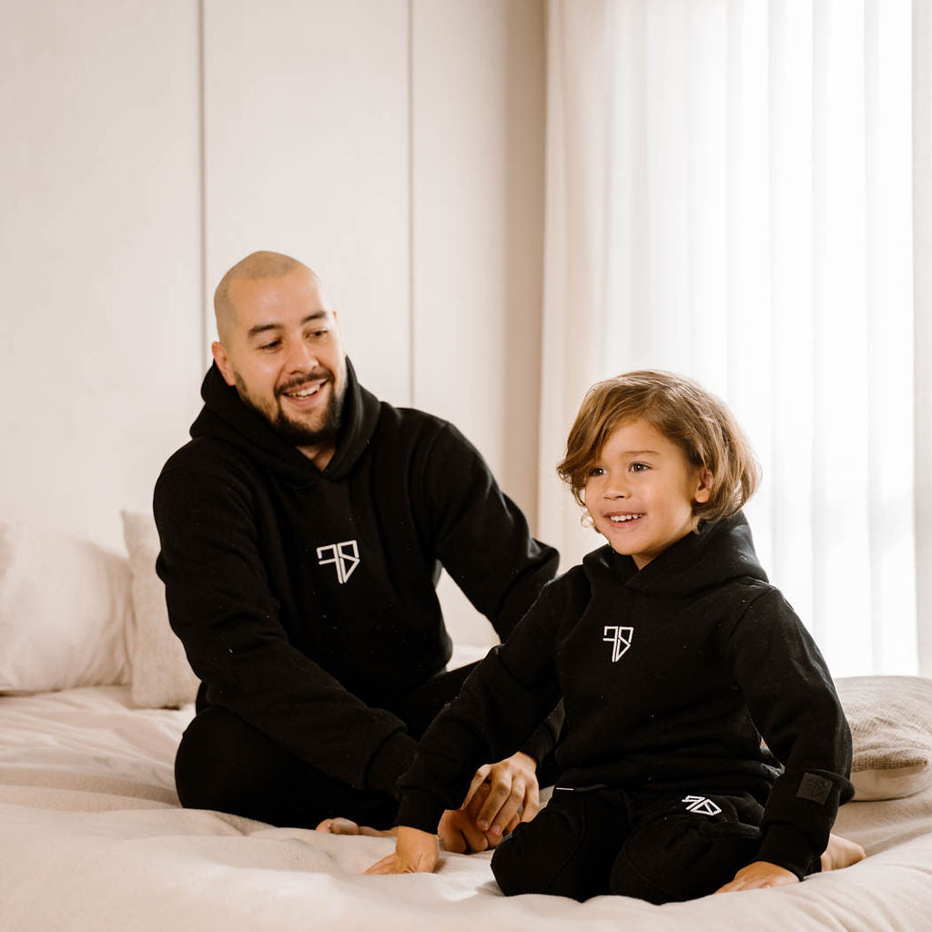 ENZO trainingspak met hoodie | zwart - VADER + ZOON