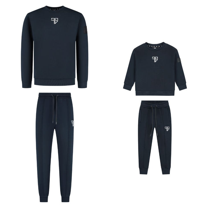 donkerblauw joggingpak vader zoon