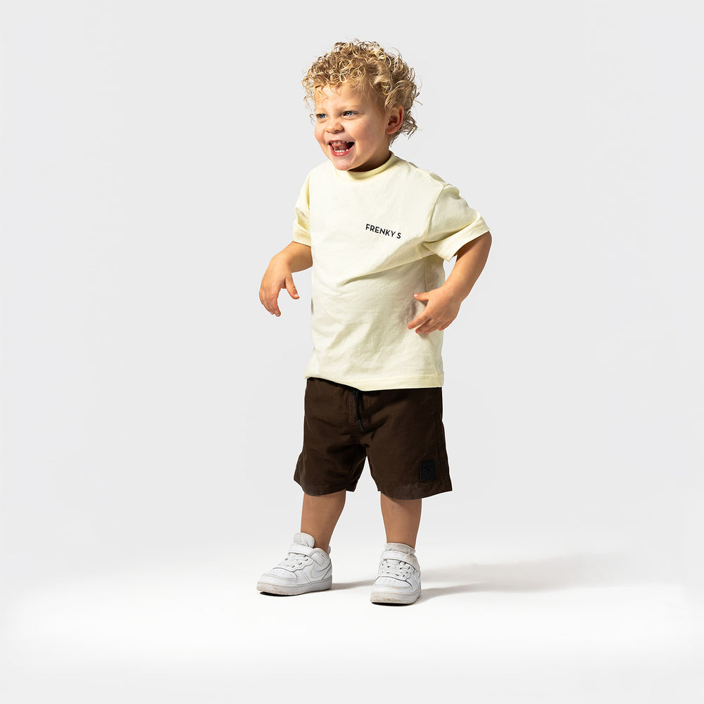 geel kinder t-shirt van 100% biologisch katoen voor de zomer