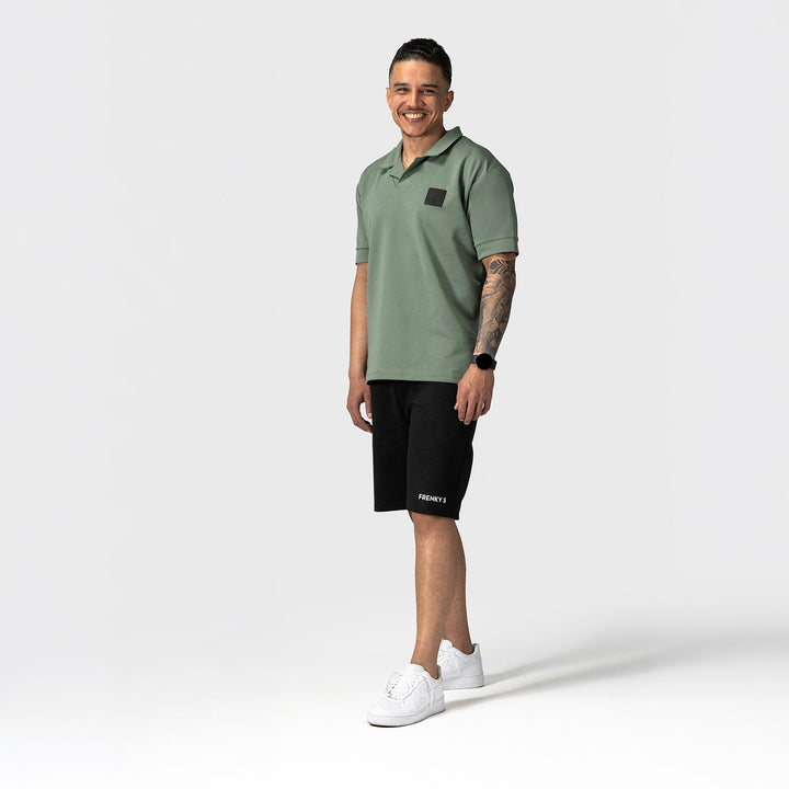 Groene scuba polo look