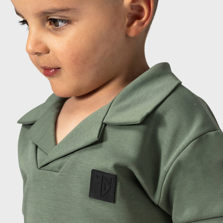Groene scuba polo kids op model