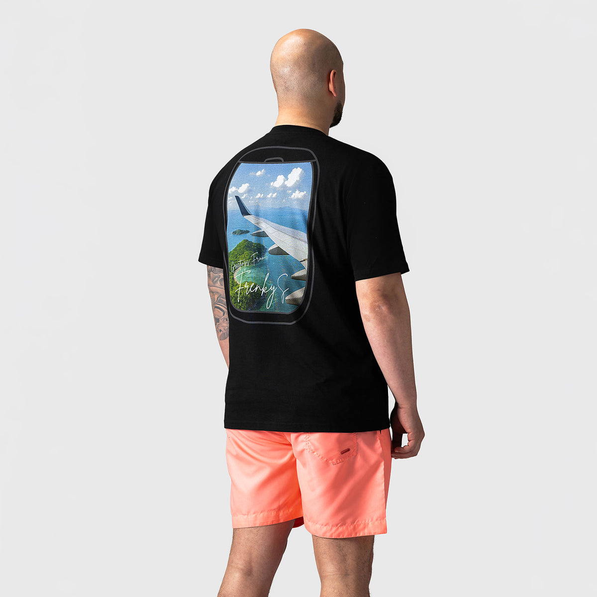 Heren t-shirt zwart TRAVEL rugprint Koh Samui vliegtuigraampje Frenky S