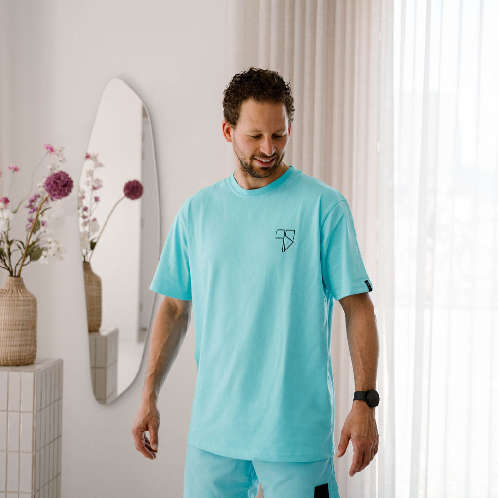 Aqua blauw RIO heren t-shirt voorkant borstdetail eco katoen