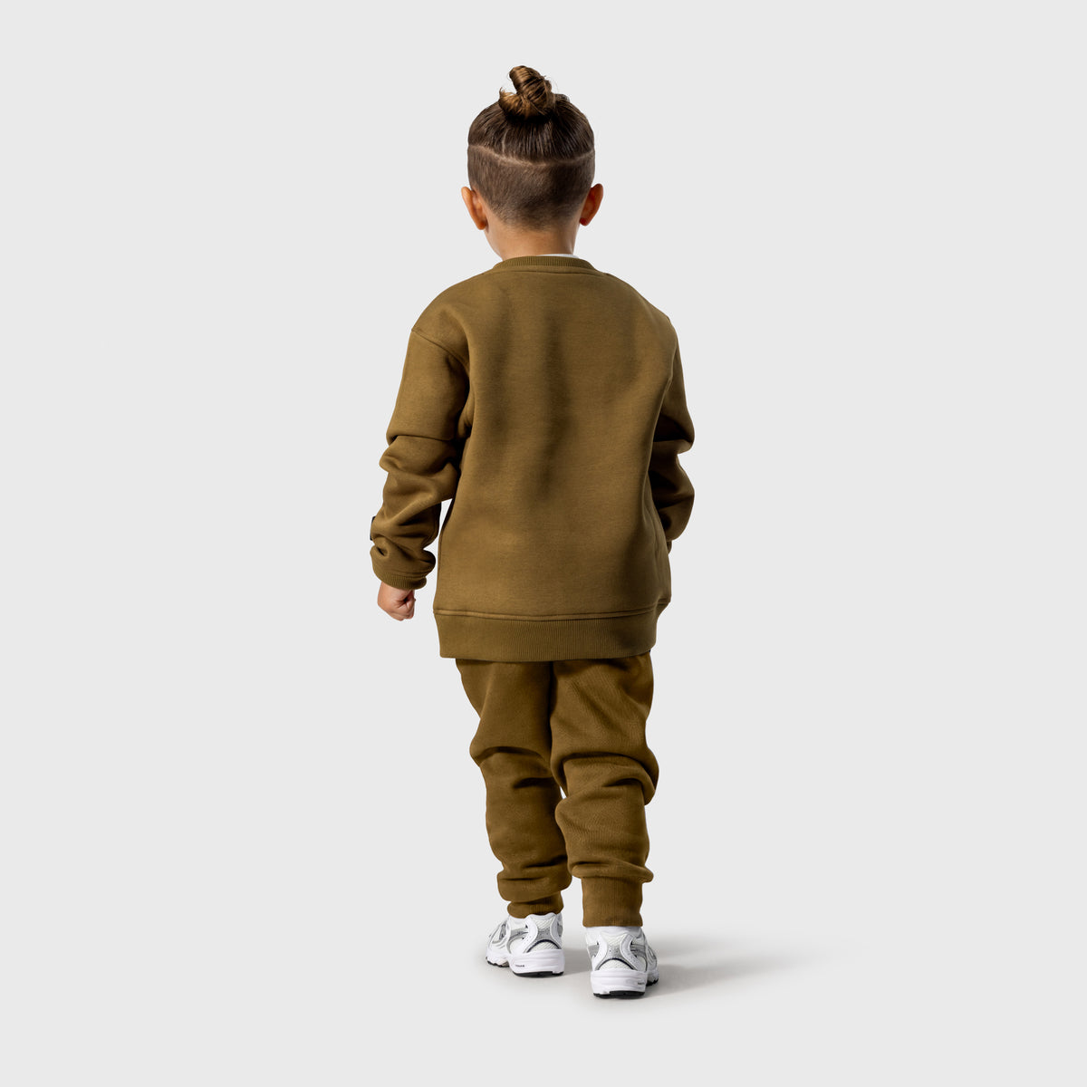 Nevio trainingspak met sweater | army groen - VADER + ZOON