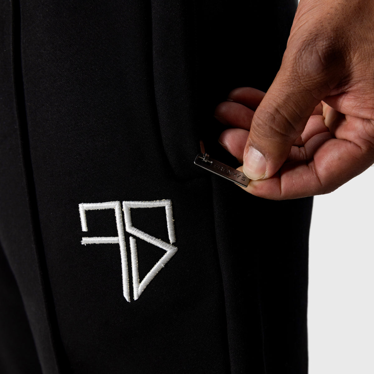 Enzo trainingspak met hoodie | zwart - VADER + ZOON