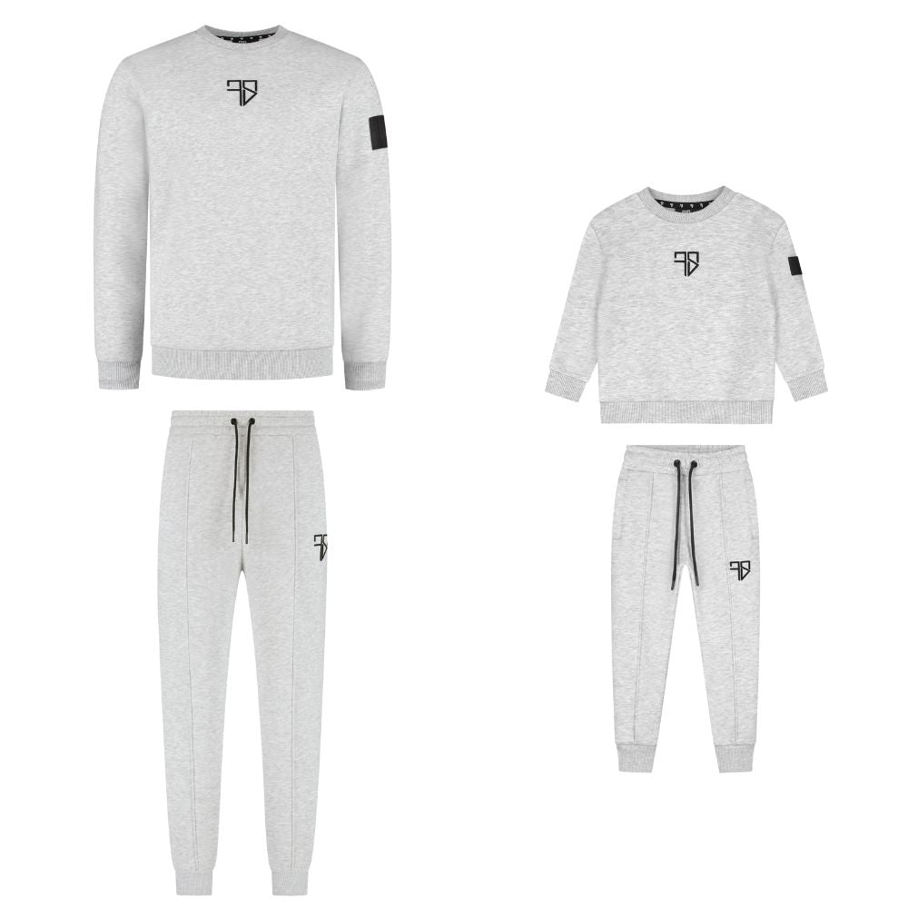 grijs vader zoon joggingspak