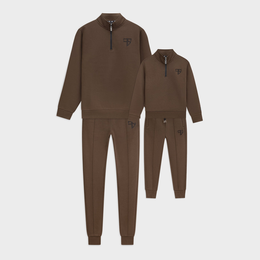 Vader en zoon trainingspak met half zip mocca bruin: matching Club Tracksuit van Frenky S