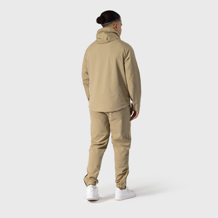 Heren Active suit beige Frenky S, lifestyle foto