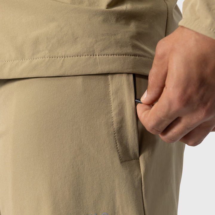 Heren Active suit beige Frenky S, lifestyle foto