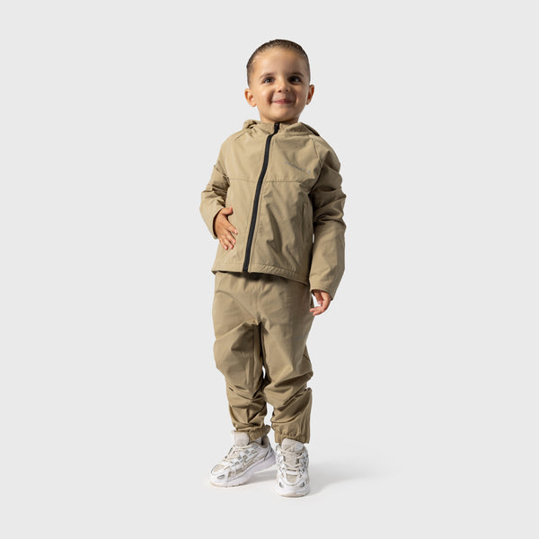 Kinder Active suit beige Frenky S, lifestyle foto