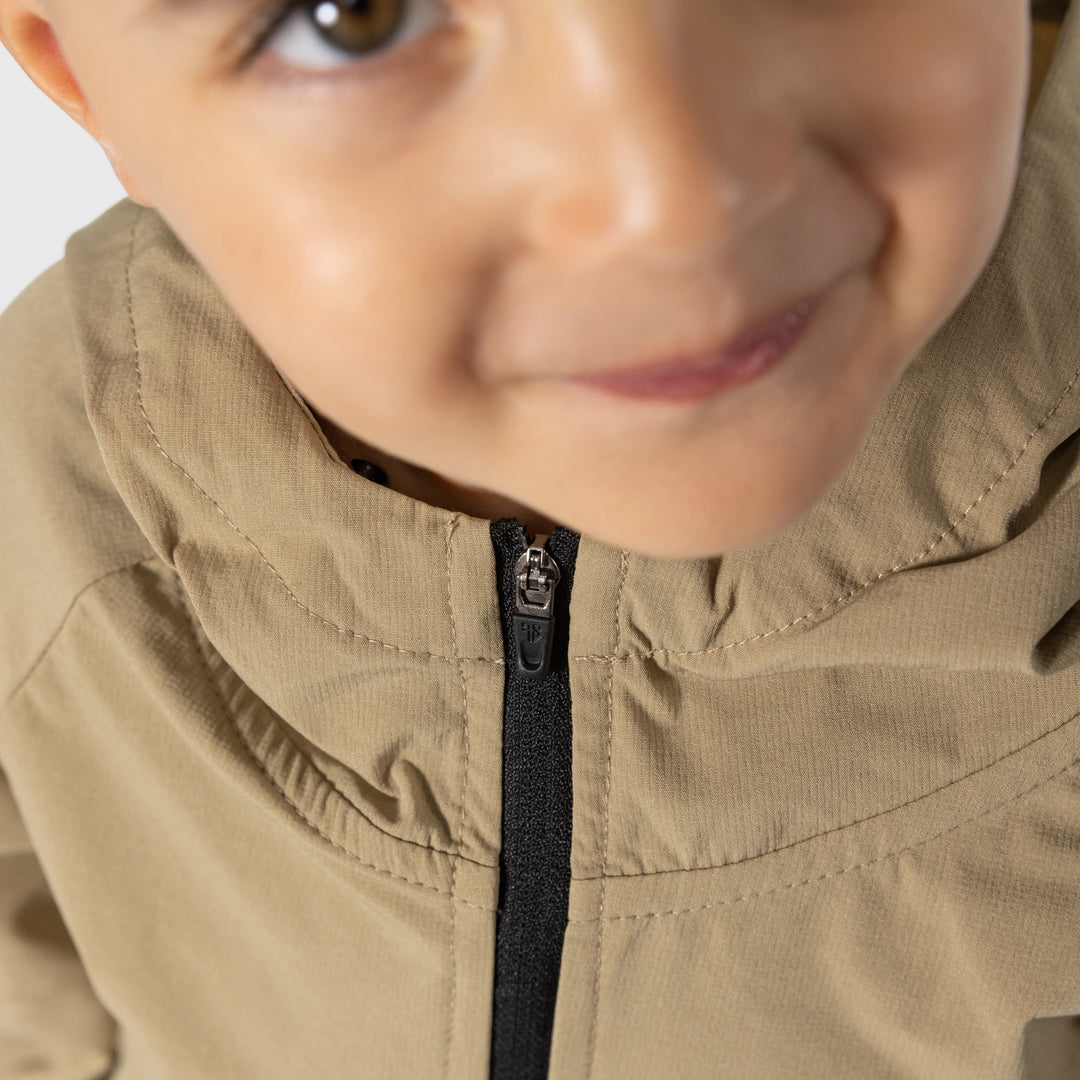 Kinder Active suit beige Frenky S, lifestyle foto