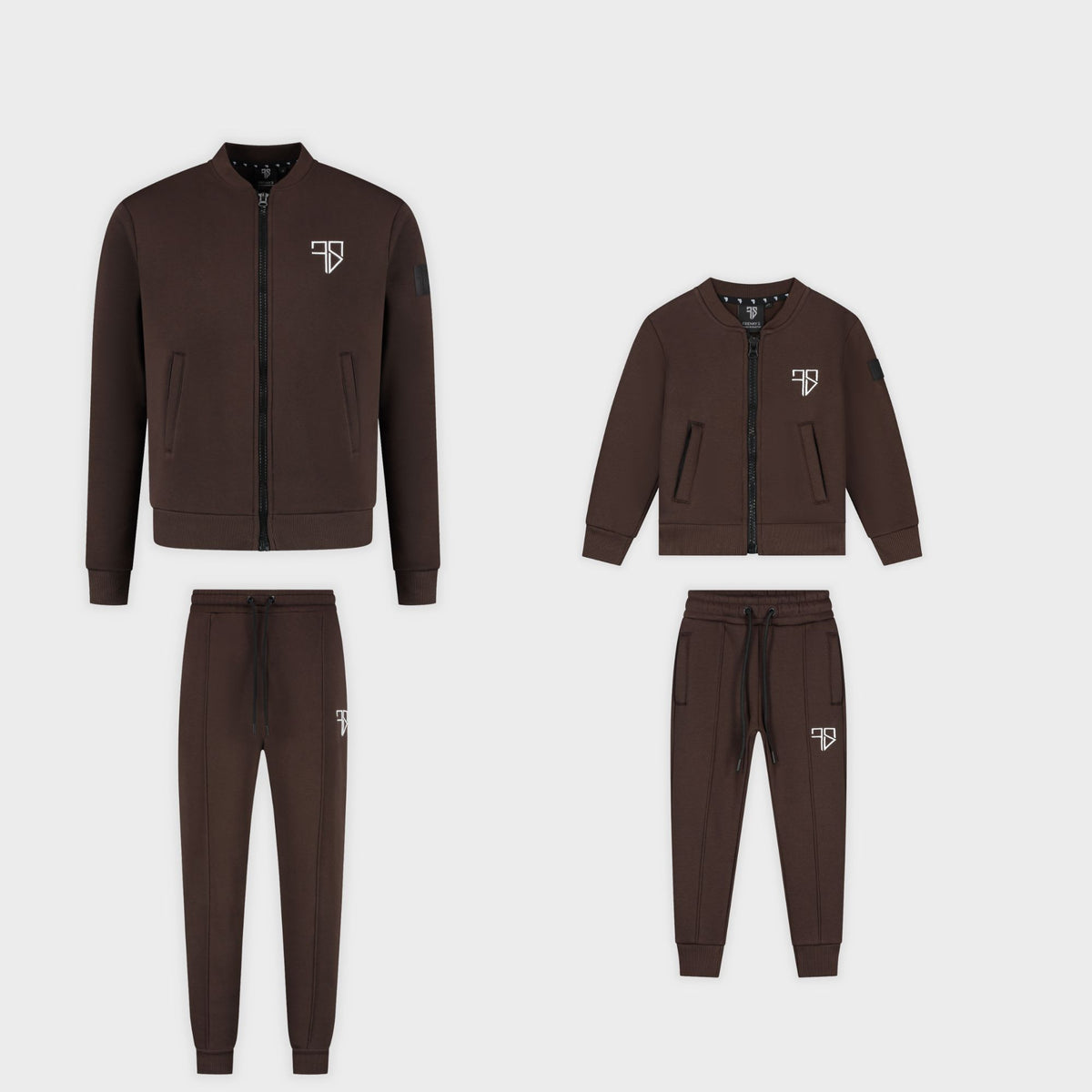 Vader en zoon trainingspak mocca bruin Monty vest matching outfit samen