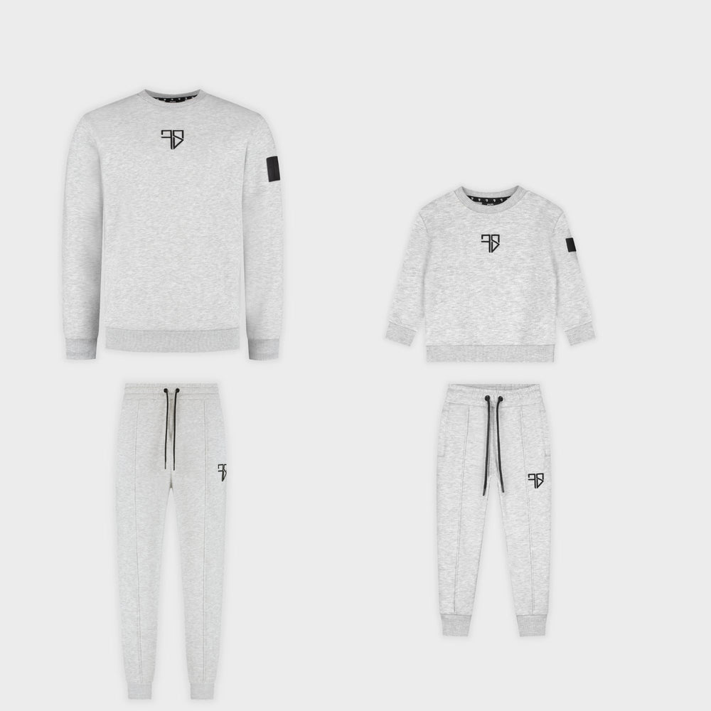 Vader en zoon trainingspak grijs Nevio sweater matching outfit samen